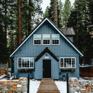 🏠