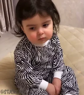 😪