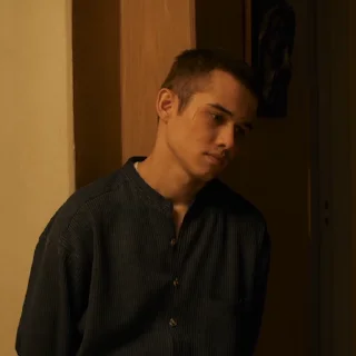 😔