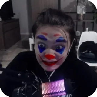 🤢