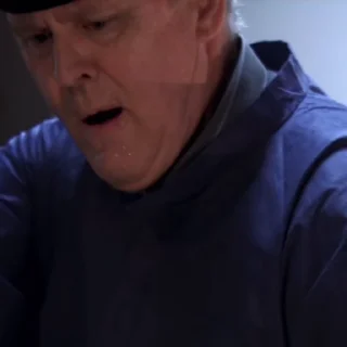 🔨