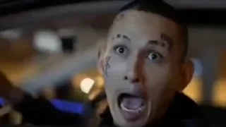 😱