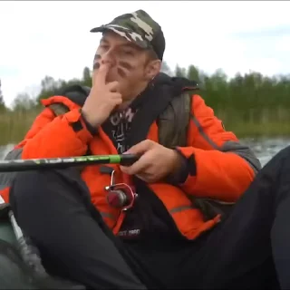 🎣