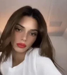 😐