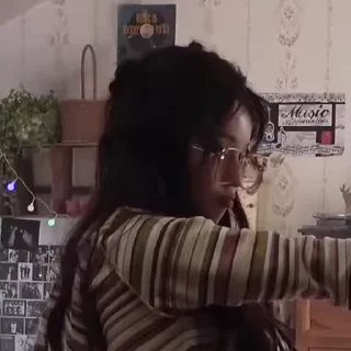 😜
