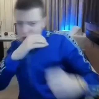 👊