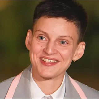 😄