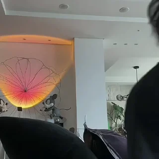 😐