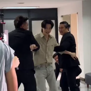 🤩