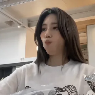 🤍