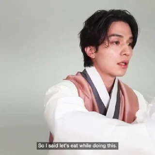 🥡