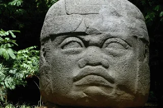 🗿