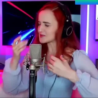 🥲