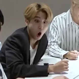 😲