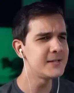 🕺
