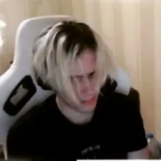😔