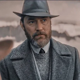 🎬