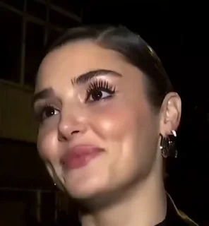 😁