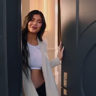 😐
