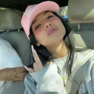 👾