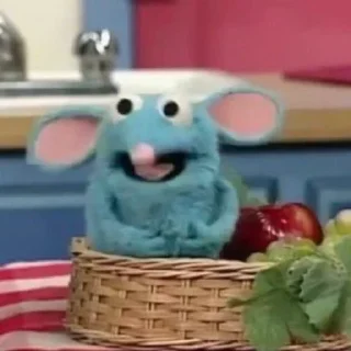 😨