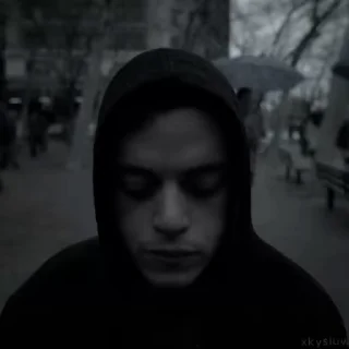 😔
