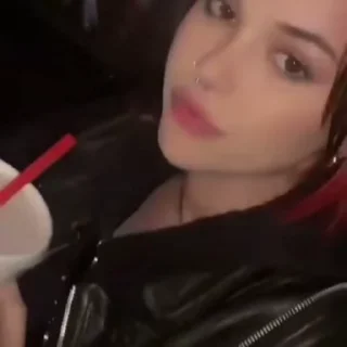 😐