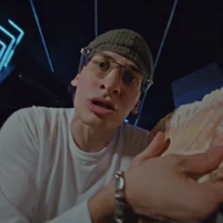 💵