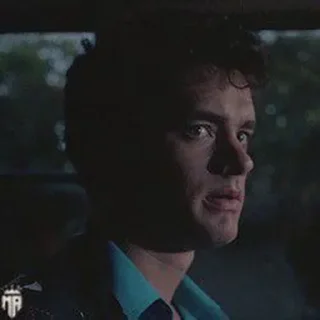 👀