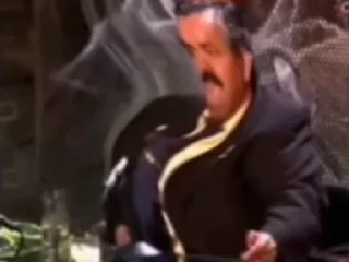 😂