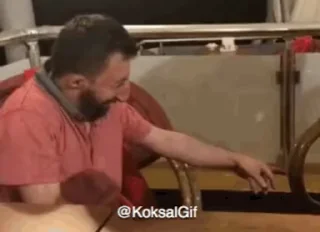 😂