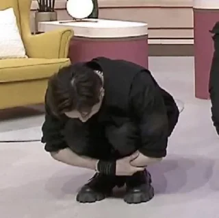 😭