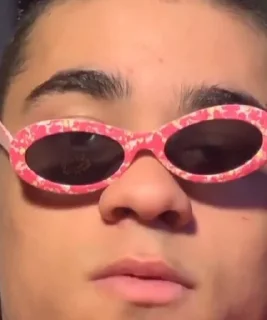 😎