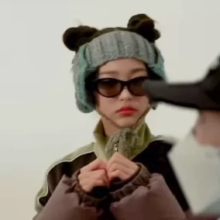 😎