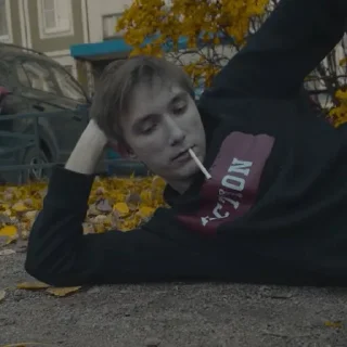 😴