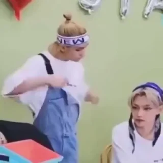 😎