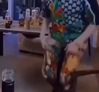 😔