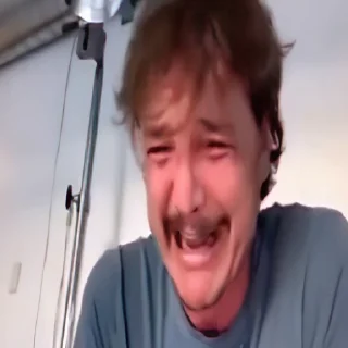 😭