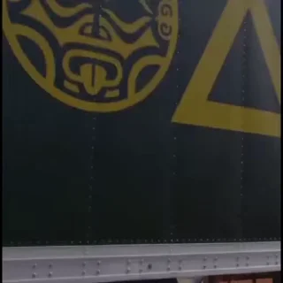 🤯