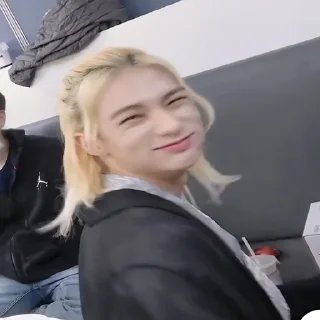 😊