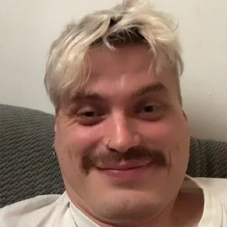 😊