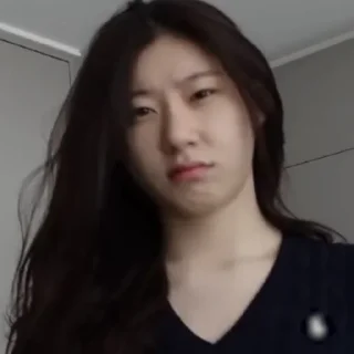 🤨