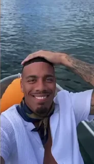 😉