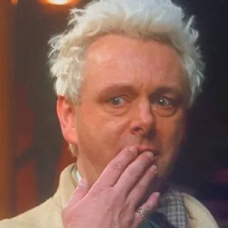 😨