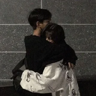 🤗