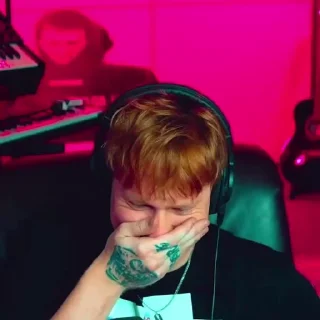 😂