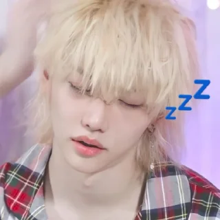 😴