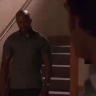 🤨