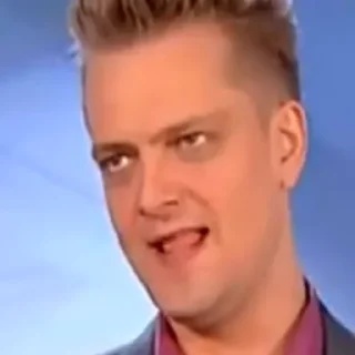 😀