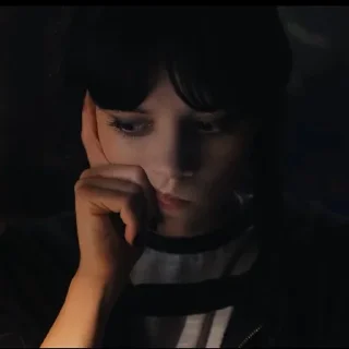 😐
